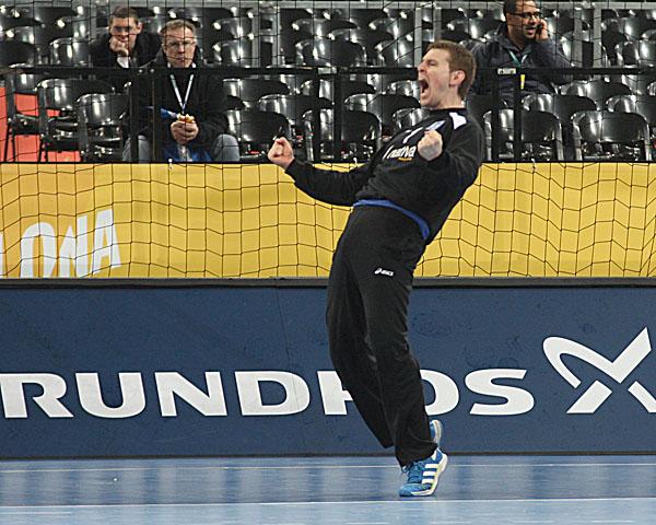 Argentiniens Torhüter Matias Schulz bejubelte mit seiner Mannschaft den ersten Sieg bei diesen Olympischen Spielen.