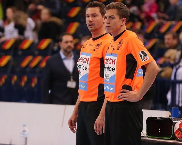 Raphael Piper und Jan Grell leiteten das Jugend-Länderspiel zwischen Deutschland und Israel am "Tag des Handballs"