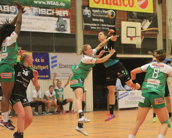 Nives Ahlin und die Schwaben Hornets aus Nellingen sicherten sich gegen Göppingen bereits die ersten Punkte der Saison