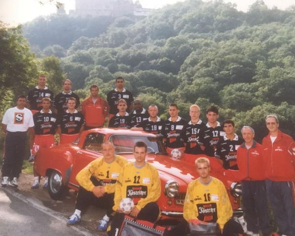 ThSV Eisenach 1997/98 mit Andreas Schwabe - links hinten mit roter Jacke