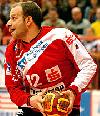 Keeper Milos Slaby hat den Ball - HBW Balingen-Weilstetten  (Saison 2006/07)