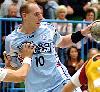 Kim Neuenhofen passt den Ball - Bergischer HC  (Saison 2006/07)
