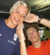 Doreen Geheb lsst sich nach dem Laktattest Blut vom Fitnesscoach
Jens Frhlich abnehmen - SC Markranstdt 2008/09