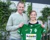 Rabea Neßlage mit Werder-Trainer Radek Lewicki