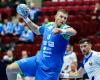 Blaz Blagotinsek in action for the Slovenian national team at the EHF EURO 2020.