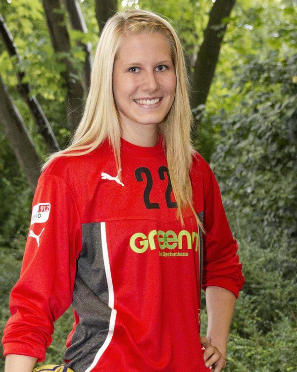 Jennifer Weste - Borussia Dortmund 14/15