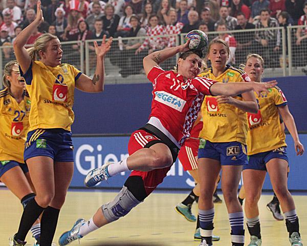 Katarina Jezic im Spiel Schweden - Kroatien bei der EURO 2014 der Frauen in Varazdin