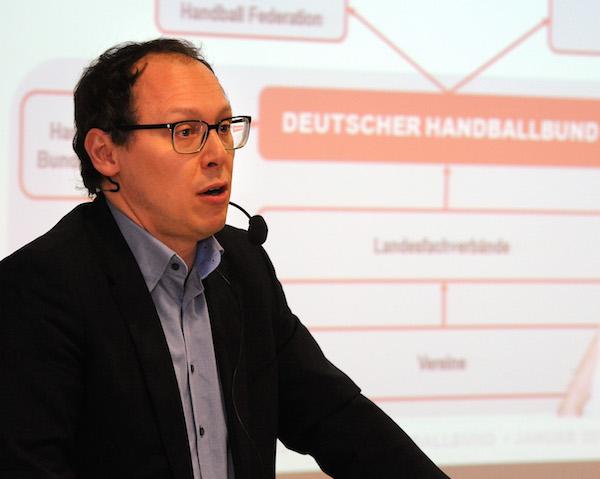 Mark Schober sprach beim Praxisforum über: "Die Nationalmannschaft als Zugpferd des deutschen Handballs"