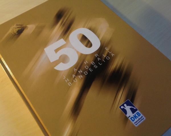 Anlässlich der 50. Spielzeit ist das Werk "50 Jahre Handball-Bundesliga" im Verlag "Die Werkstatt" erschienen