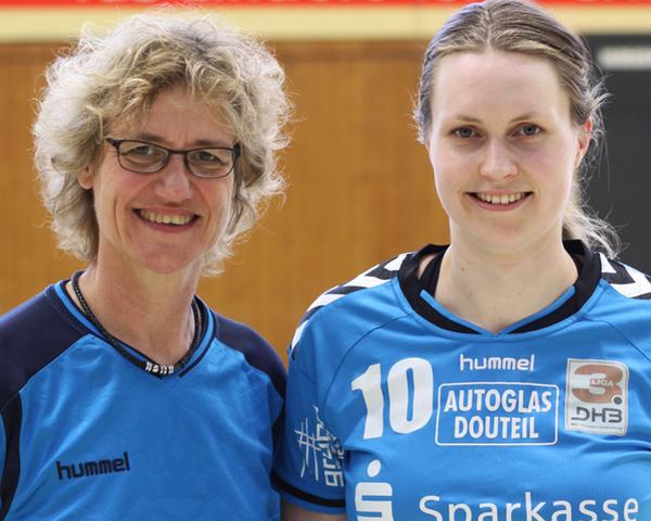 Inske Kuik mit Trainerin Bettina Grenz-Klein.