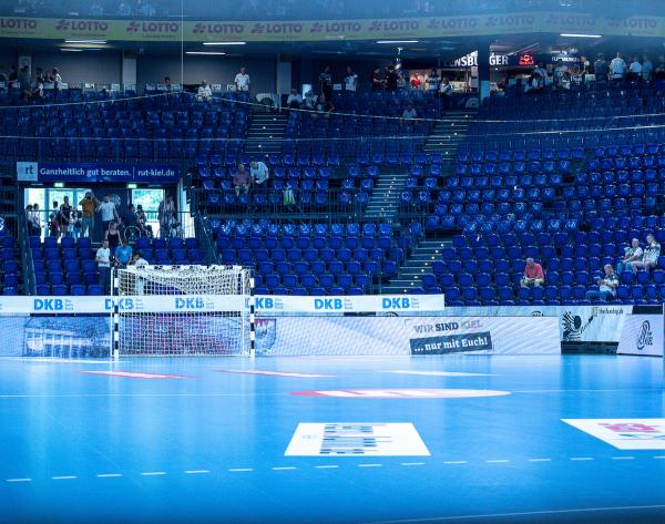 Die Sparkassen Arena in Kiel war bislang bei allen drei HBL-Spielen ausverkauft