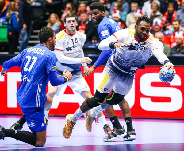 Paukenschlag Bei Handball Em Portugal Schlagt Frankreich Im Auftaktspiel Der Gruppe D