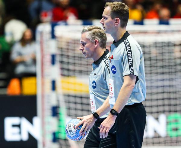 Robert Schulze und Tobias Tönnies leiteten zwei Spiele bei der EHF EURO 2020. 