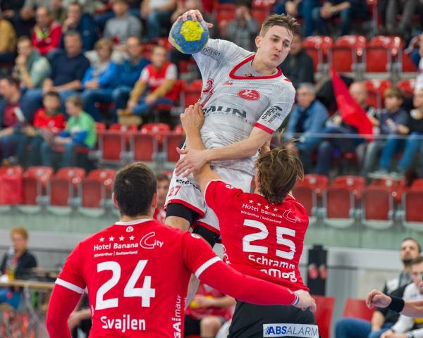 Roman Sidorowicz, hier im Trikot der MT Melsungen, beendet seine Profi-Handballkarriere.