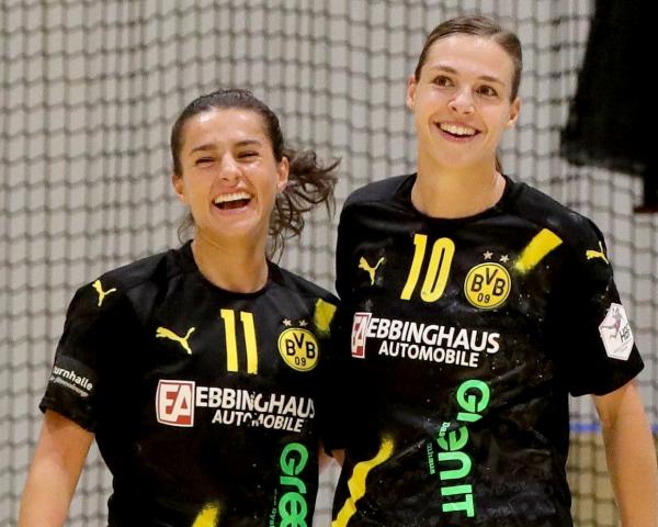 Tina Abdulla, Inger Smits - Borussia Dortmund BVB-OLD OLD-BVB