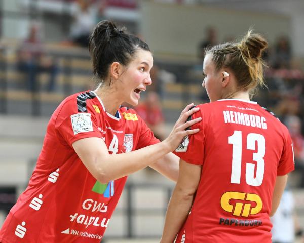 Pia Dietz und Swantje Heimburg überraschten mit Halle gegen Leverkusen. 