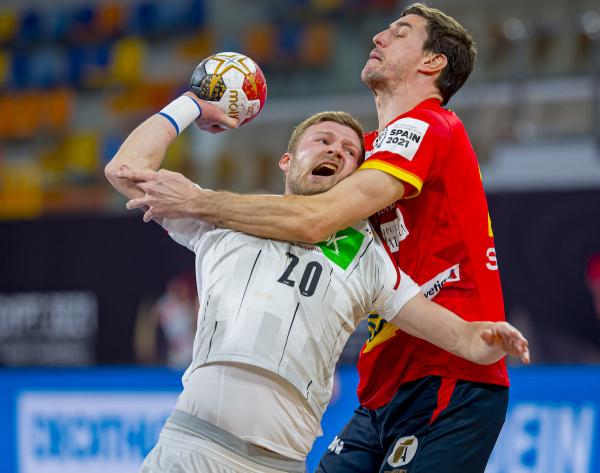 Trotz guter fünfzehn Minuten im zweiten Durchgang unterlag Deutschland Spanien. 