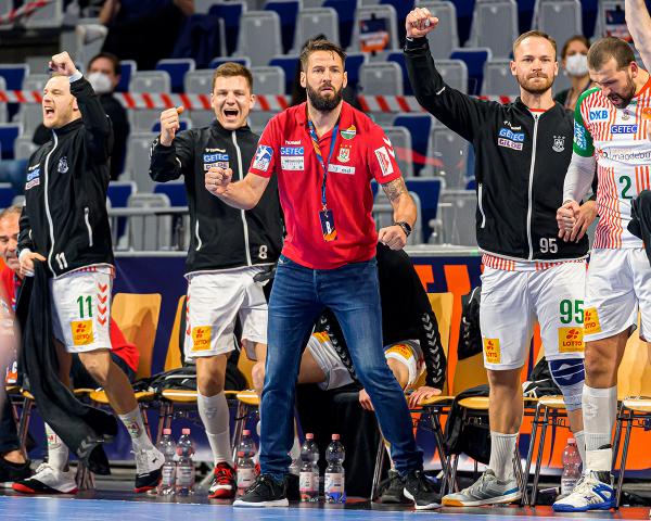Bennet Wiegert hat mit dem Sieg bei den EHF Finals seinen ersten internationalen Titel als Trainer gewonnen.