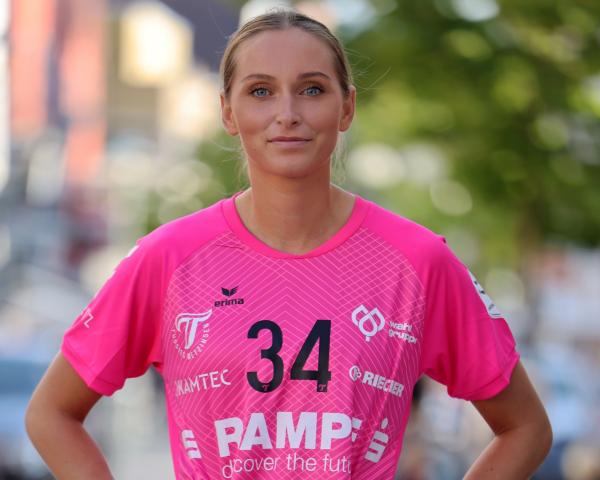 Dane Silje Brøns Petersen is called-up in Germany`s squad for the World Cup preperations.