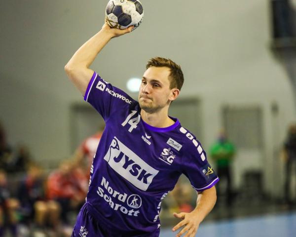Hampus Wanne, here for Flensburg, was his team`s top scorer with eight goals.