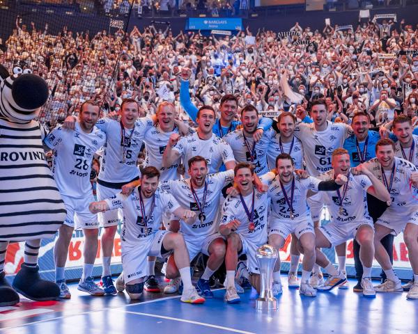 Titelverteidiger THW Kiel ist für die Leser von handball-world im Achtelfinale in Bietigheim der klare Favorit