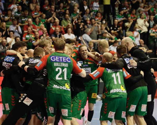 Magdeburg celebrates reaching the EHF European League Final4.