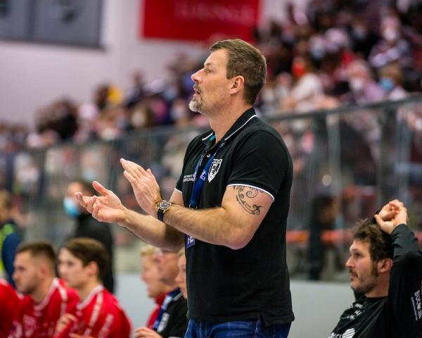 Die Mannschaft von Robert Andersson empfängt den HC Eintracht Hildesheim.
