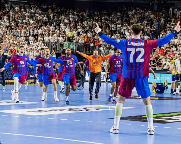 Barcelona setzte sich im Sieben-Meter-Werfen gegen Kielce durch und verteidigte erstmals den Titel in der Champions League. 