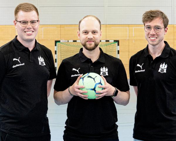 HSV Hamburg Jugend, Cheftrainer U17 Johannes Krüger  (re.) und U15 Lars Mühling (li.), Mitte Nachwuchskoordinator Sven Rusbült