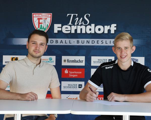 Sebastian Schöneseiffen (links) verlässt den TuS Ferndorf.