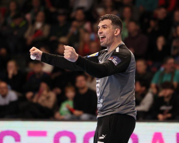 Viktor Kireev war ein starker Rückhalt beim Sieg der Füchse Berlin bei Aguas Santas in der European Handball League
