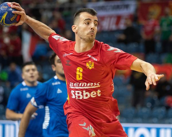 Milos Vujovic erzielte zwölf Treffer für Montenegro beim Sieg gegen Chile