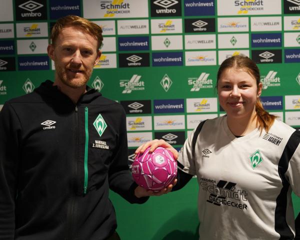 Elaine Rode bleibt beim SV Werder Bremen.