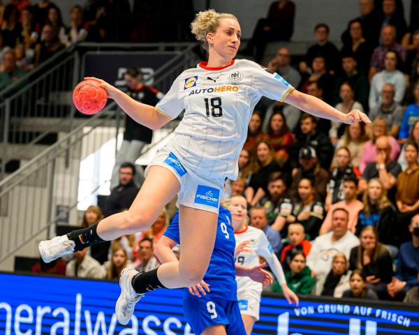 Mia Zschocke wird Bundestrainer Markus Gaugisch bei der Handball-WM der Frauen fehlen.